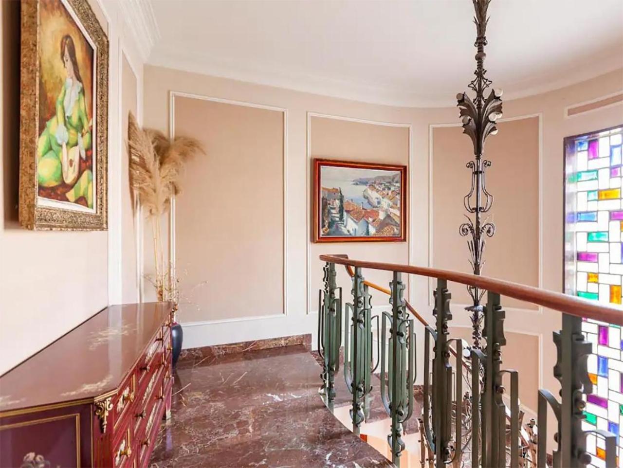 Apartament Habitacio V Cal Kim Martorell Zewnętrze zdjęcie